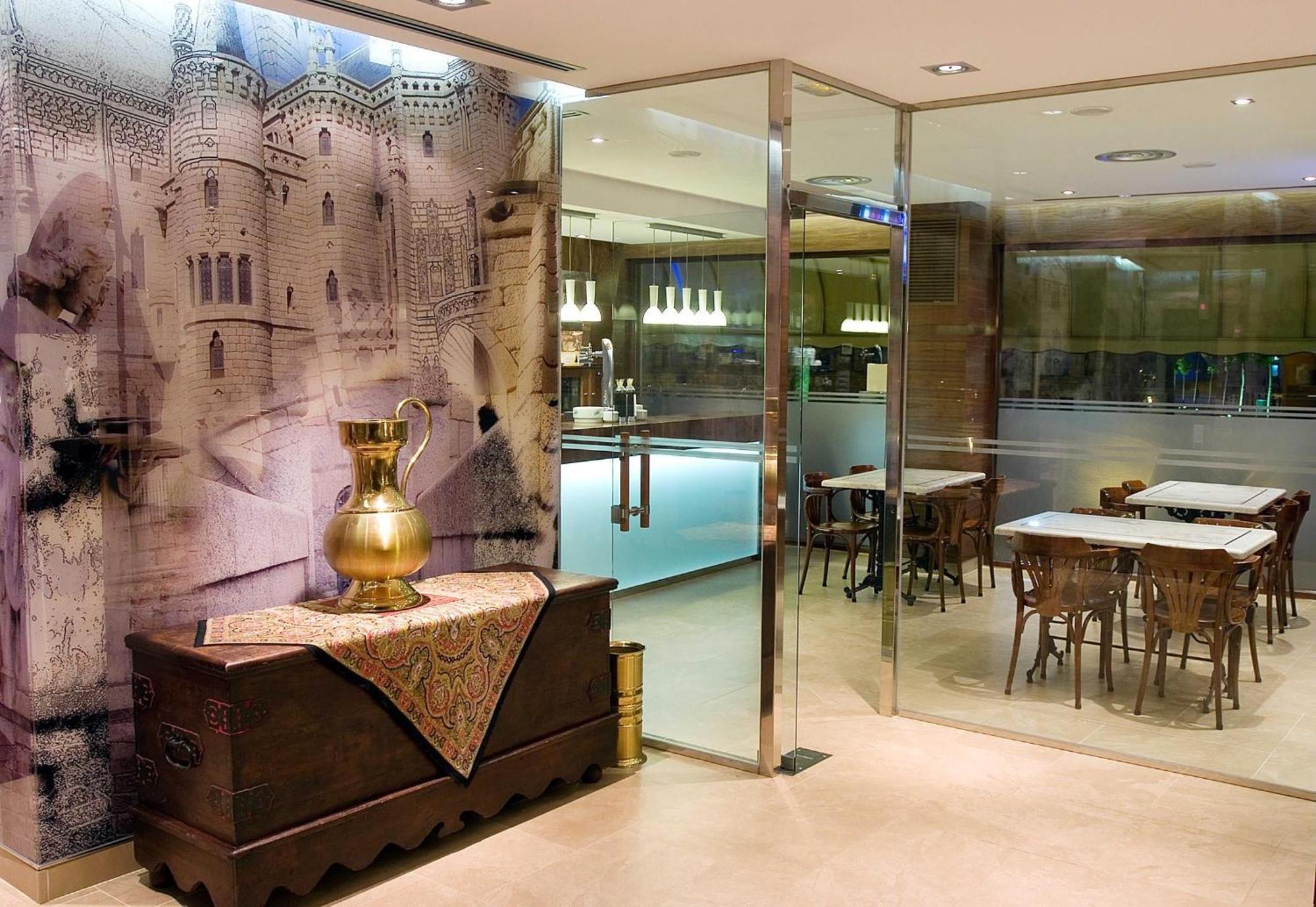 Hotel Restaurante La Peseta Astorga Exteriér fotografie